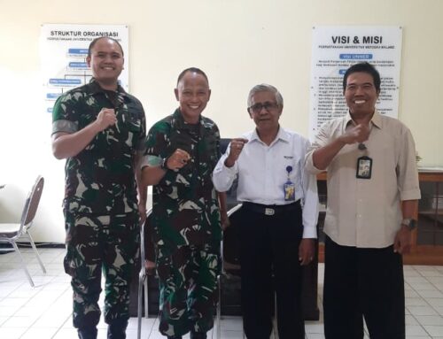 KUNJUNGAN KEPALA PERPUSTAKAAN DAN TIM POLITEKNIK TNI AD JUNREJO BATU KE PERPUSTAKAAN UNMER MALANG DALAM RANGKA BENCHMARKING UNTUK PERSIAPAN AKREDITASI